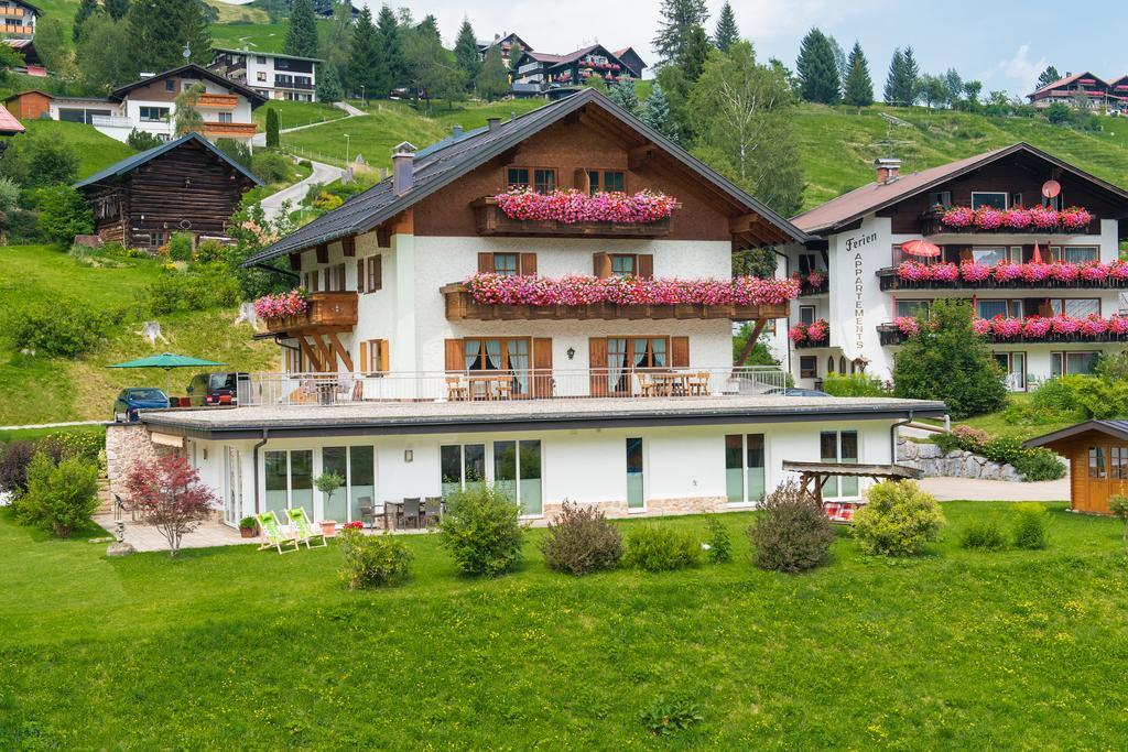 Ferienwohnungen Hörmann Hirschegg  Exterior foto