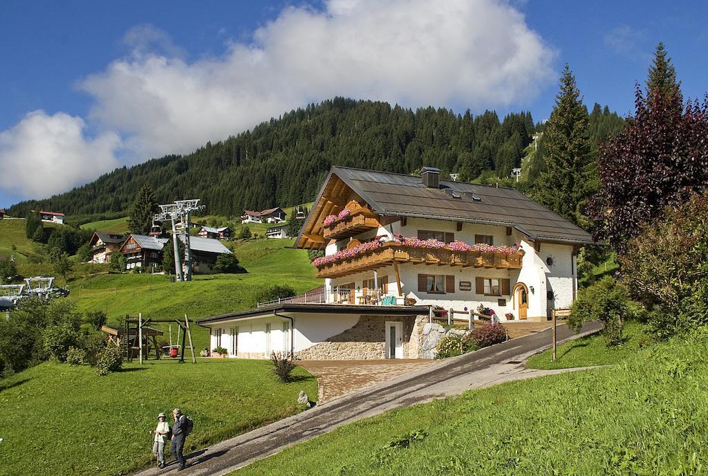 Ferienwohnungen Hörmann Hirschegg  Exterior foto